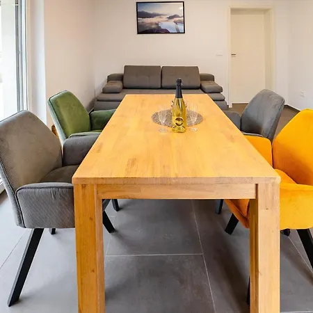 Luxury Ad * Есенице