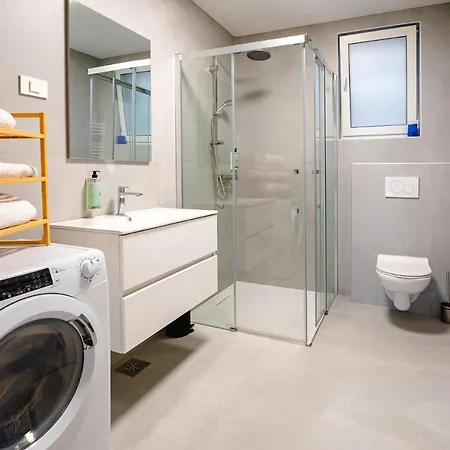 Апартаменты Luxury Ad Есенице