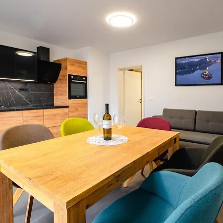 Luxury Ad Apartmán *